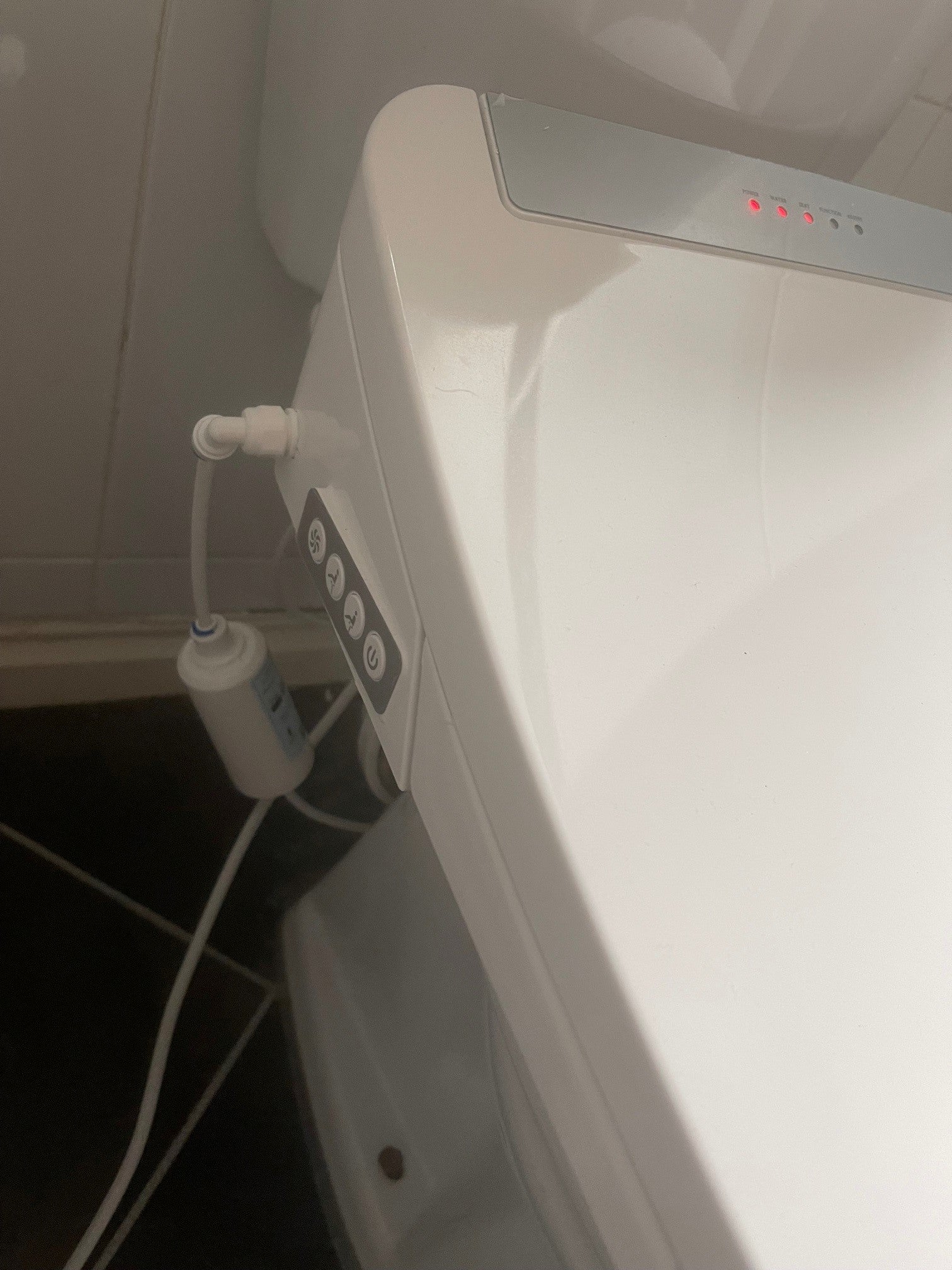 TruClean Smart Toilet Seat image 5
