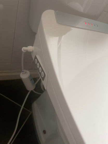 TruClean Smart Toilet Seat image 5